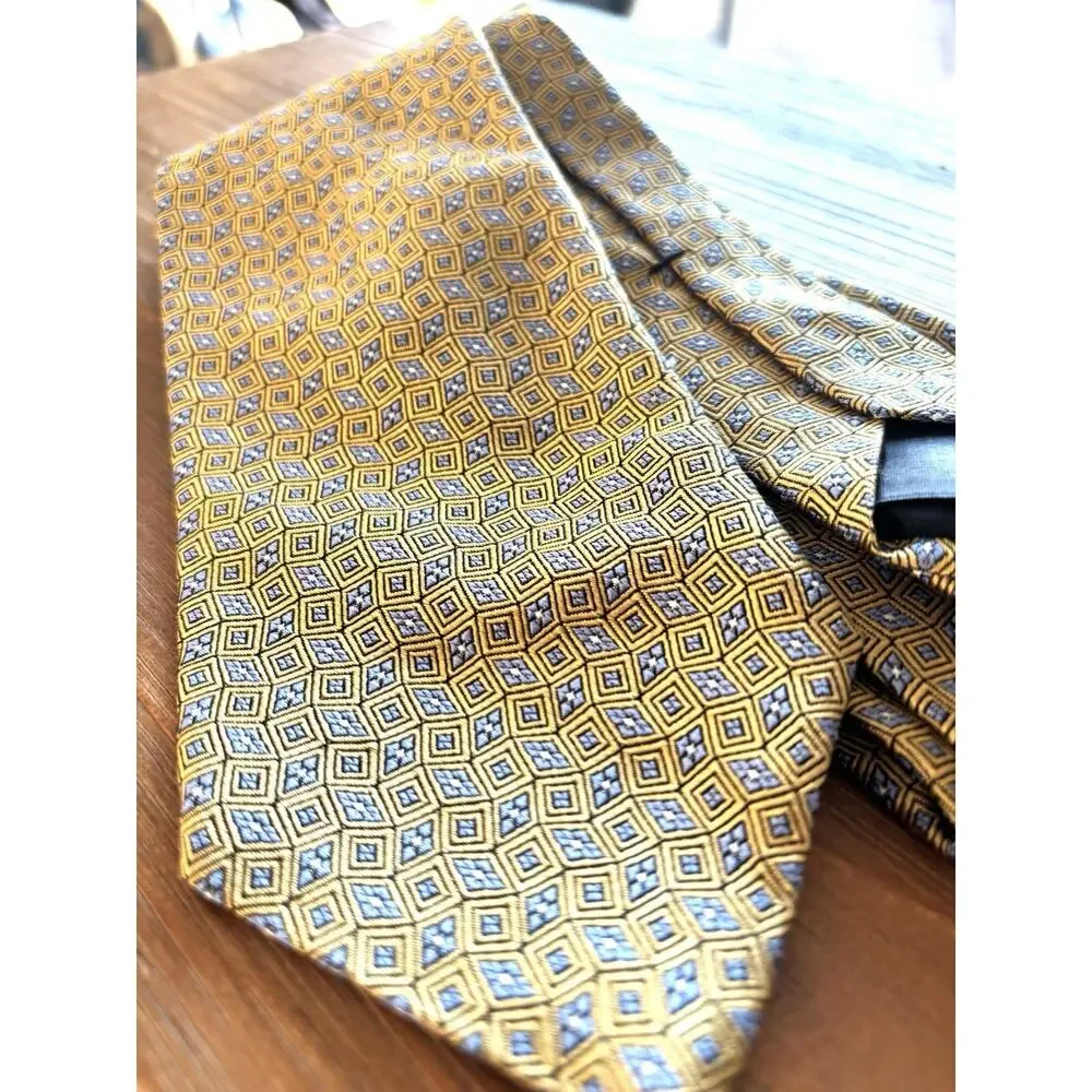 VTG Brooks Brothers Tie NWT Yellow Geometric Print 100% Italian Silk Made In USA